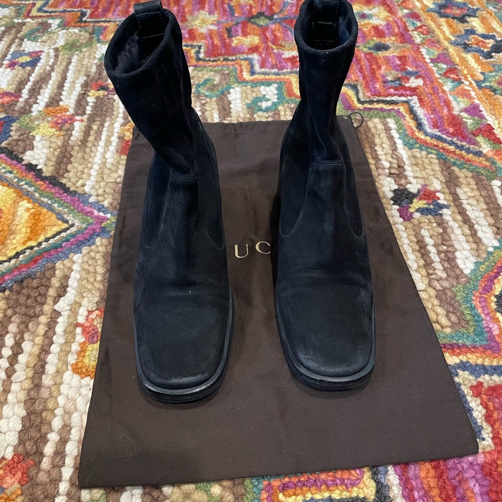 🎉🌺 Authentic Black Suede Pull-on Boots